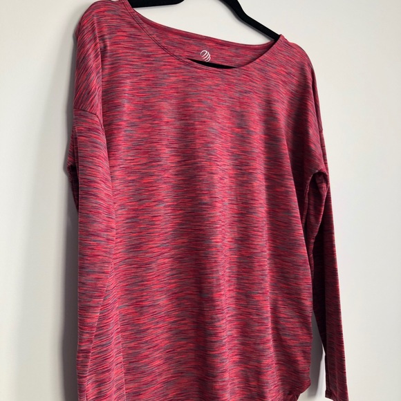 ✨3/$30✨ MPG WOMENS ATHLETIC LONG SLEEVE TOP - Picture 2 of 8